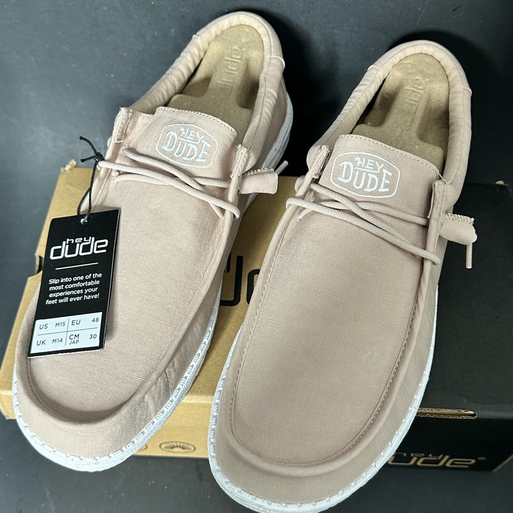 Hey Dude Wally Slub Canvas - Tan | Men's Shoes | Men's Slip on Loafers